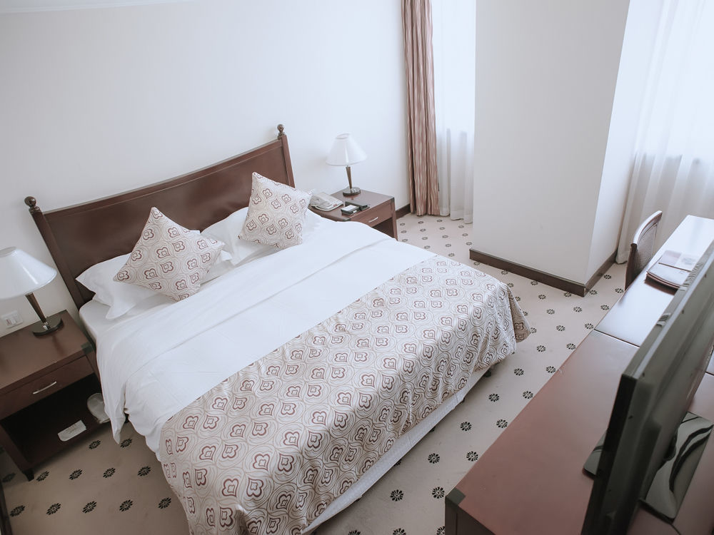 Charms Hotel เซี่ยงไฮ้ ภายนอก รูปภาพ